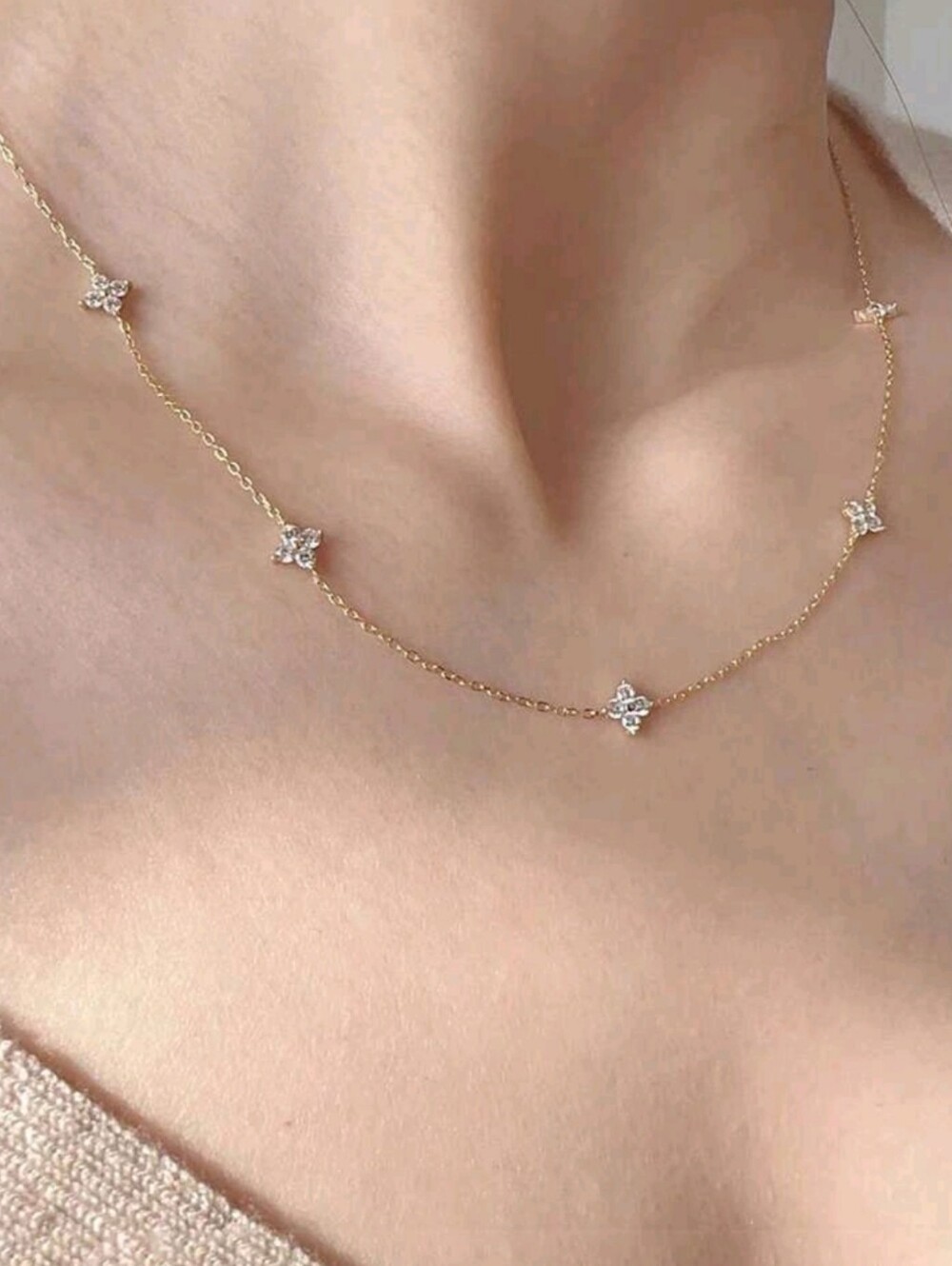 Anthropologie Dainty Lucky Four Clover Necklace - Picture 4 of 4